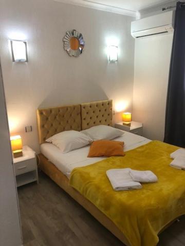 Le Castelet Hotel Saintes-Maries-de-la-Mer Luaran gambar