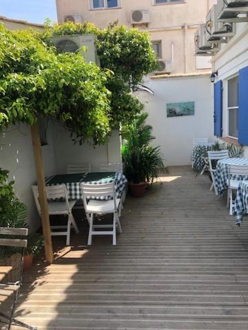 Le Castelet Hotel Saintes-Maries-de-la-Mer Luaran gambar