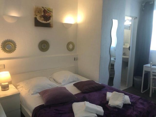 Le Castelet Hotel Saintes-Maries-de-la-Mer Luaran gambar